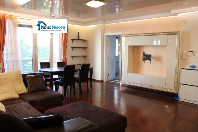 В аренду  3 спальни София , Изток , 147 кв.м | 77361679
