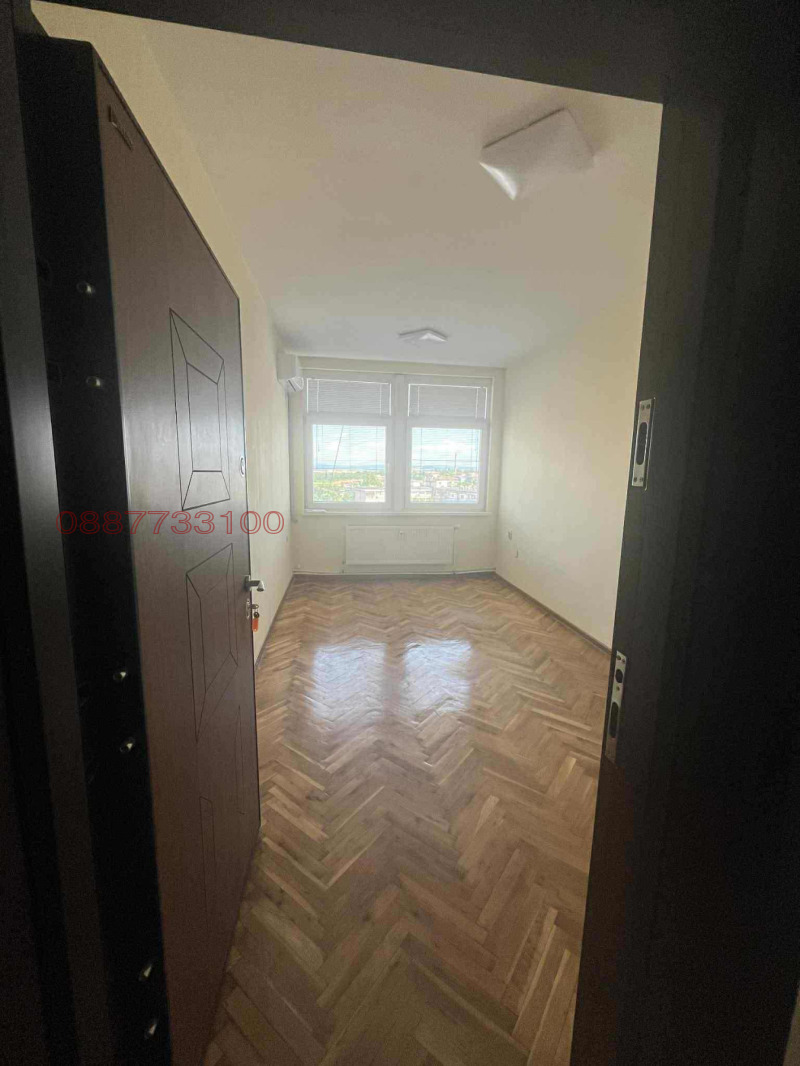 Te huur  Kantoor regio Veliko Tarnovo , Gorna Orjachovitsa , 15 m² | 83283712 - afbeelding [2]