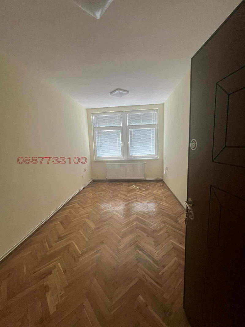 Te huur  Kantoor regio Veliko Tarnovo , Gorna Orjachovitsa , 15 m² | 83283712 - afbeelding [4]