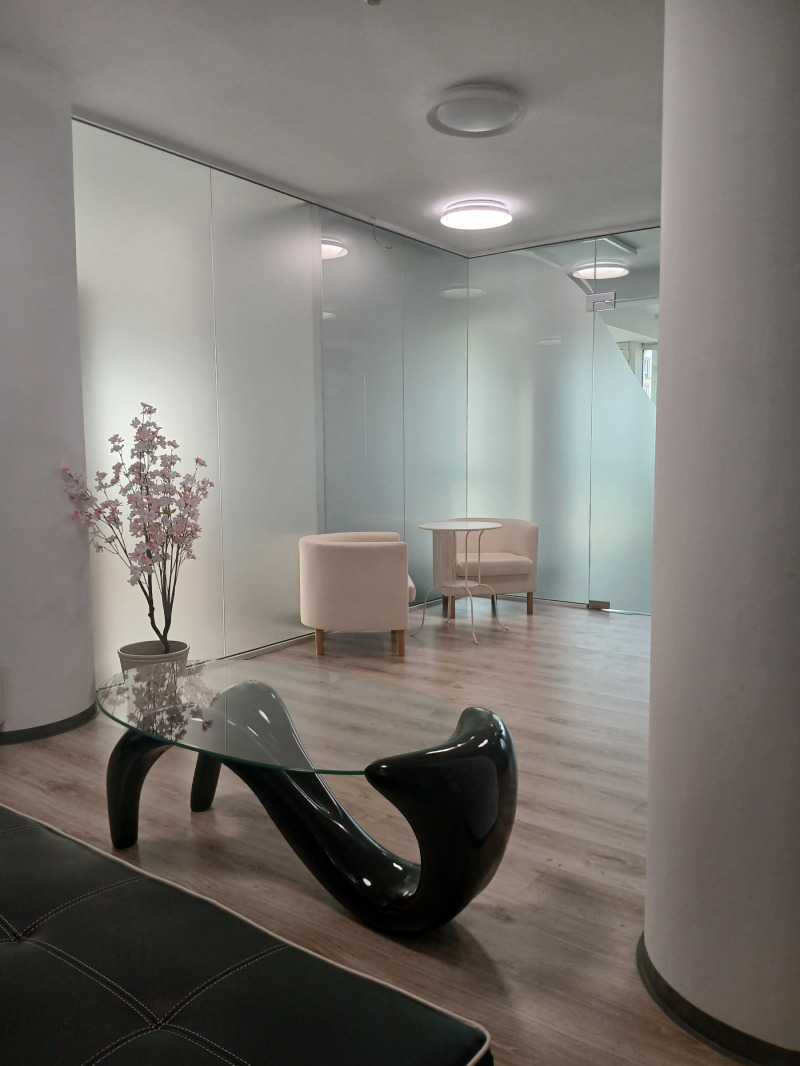 Kiadó  Hivatal Sofia , Hipodruma , 25 négyzetméter | 16744715 - kép [2]