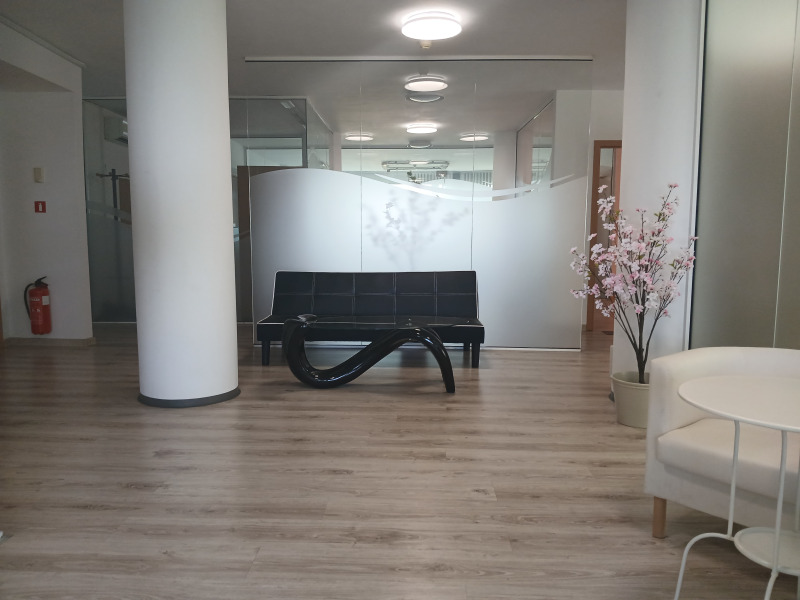 Kiadó  Hivatal Sofia , Hipodruma , 25 négyzetméter | 16744715 - kép [4]