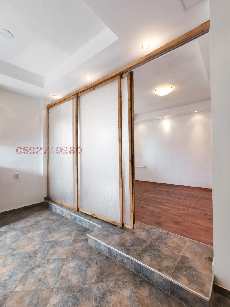 Do wynajęcia  Piętro domu Sofia , Bistrica , 65 mkw | 42111535 - obraz [11]