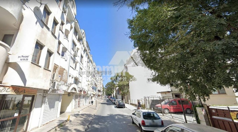 Издаје се  1 спаваћа соба Бургас , Центар , 52 м2 | 81672932