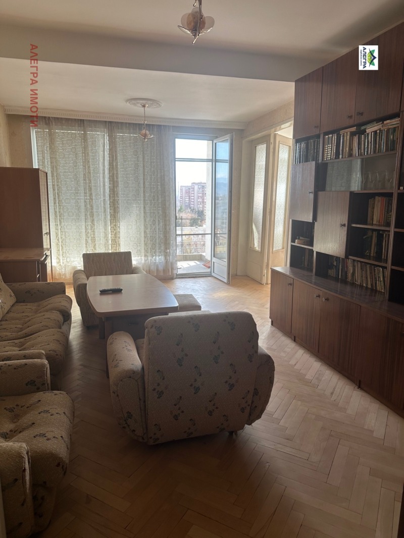 De inchiriat  2 dormitoare Pazardjic , Țentâr , 98 mp | 36378174 - imagine [2]