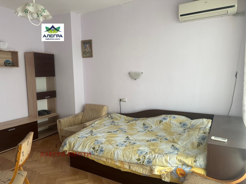 K pronájmu  2 ložnice Pazardžik , Centar , 98 m2 | 36378174 - obraz [4]