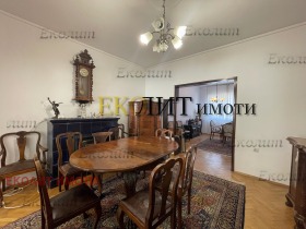 3 bedroom Yavorov, Sofia 1