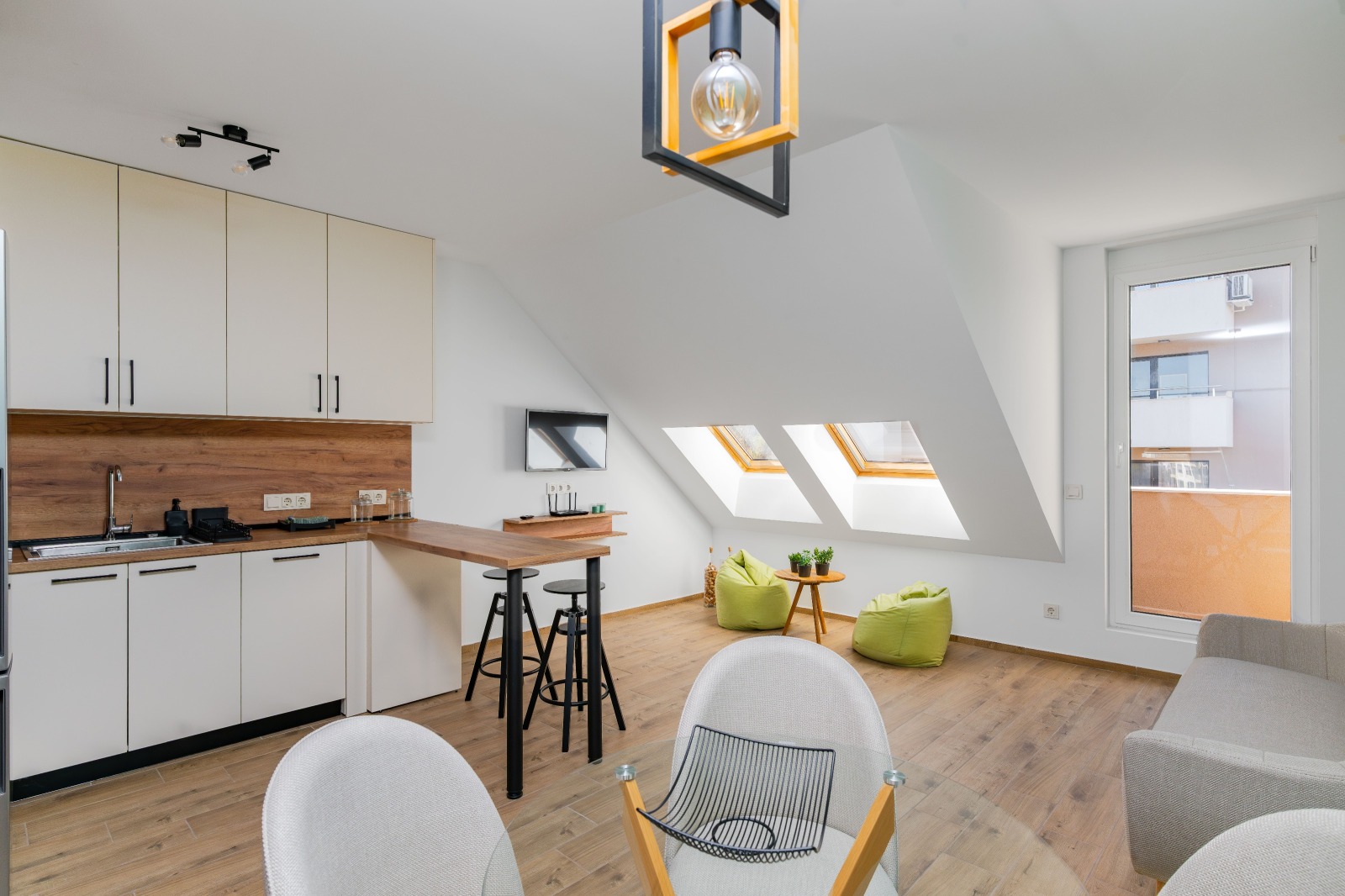 Дава под наем 2-СТАЕН, гр. София, Подуяне