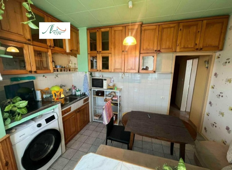 Дава под наем 2-СТАЕН, гр. Шумен, 5-ти полк, снимка 8 - Апартаменти - 53385652