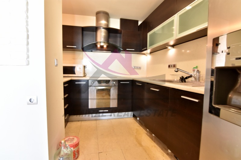 En renta  3 dormitorios Varna , m-t Dolna Traka , 140 metros cuadrados | 61806091