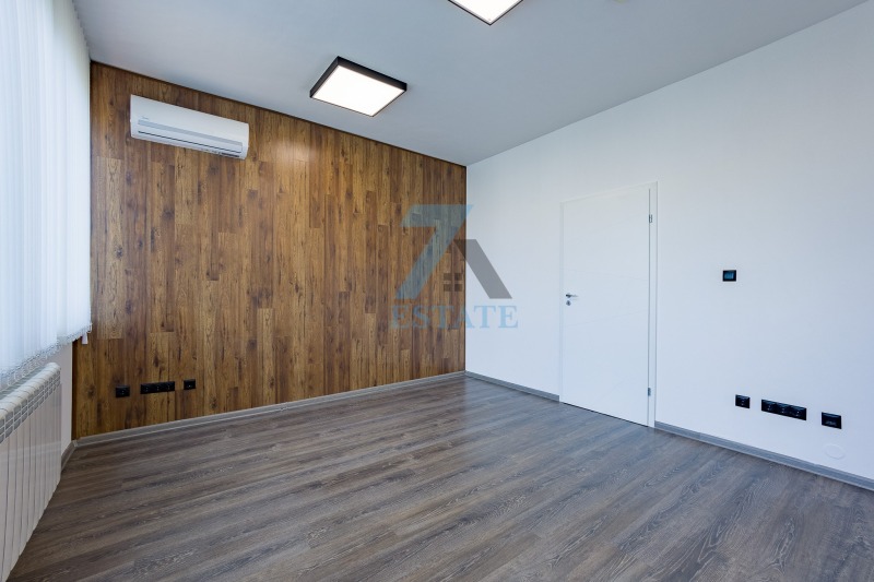 Do wynajęcia  Biuro Sofia , Lozenec , 106 mkw | 71021301 - obraz [2]