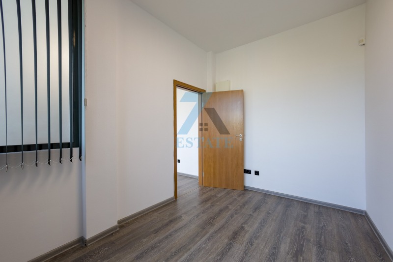 Do wynajęcia  Biuro Sofia , Lozenec , 106 mkw | 71021301 - obraz [6]
