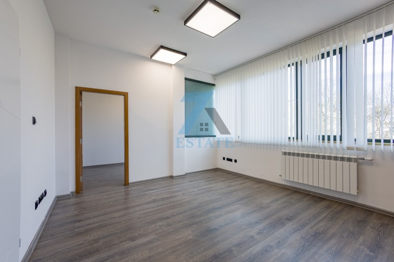 Do wynajęcia  Biuro Sofia , Lozenec , 106 mkw | 71021301 - obraz [3]