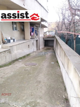 Garagem Manastirski livadi, Sofia 3