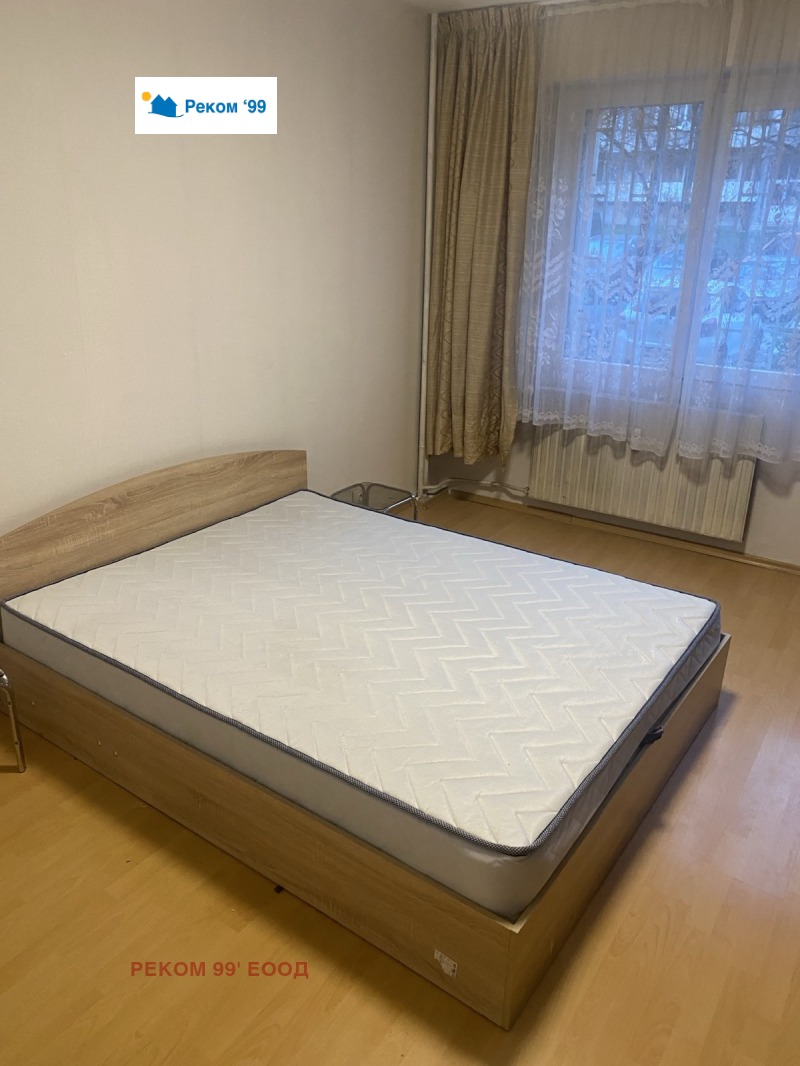 Дава под наем 2-СТАЕН, гр. София, Света Троица, снимка 8 - Апартаменти - 52853613