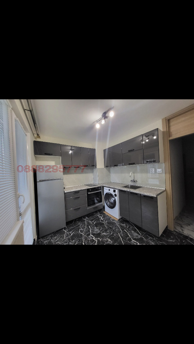 Дава под нем  2-стаен, град София, Дружба 1 •  615 EUR • ID 65557956 — holmes.bg - [1] 
