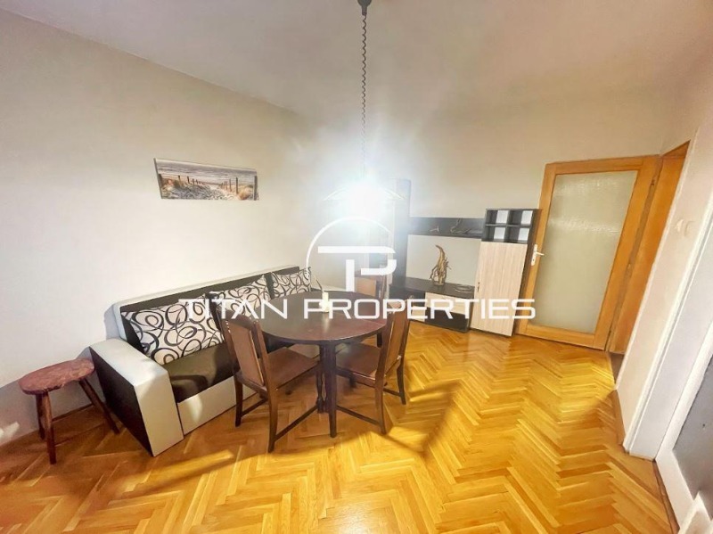 K pronájmu  1 ložnice Varna , Centar , 57 m2 | 73326186 - obraz [2]