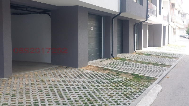 Дава под наем ГАРАЖ, ПАРКОМЯСТО, гр. Казанлък, област Стара Загора