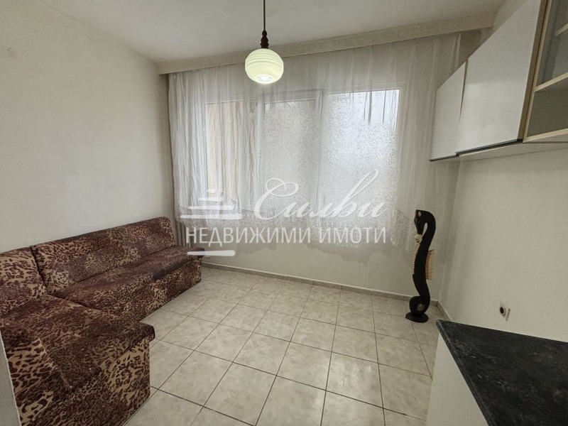 Дава под наем 3-СТАЕН, гр. Шумен, Пазара, снимка 10 - Апартаменти - 53098529