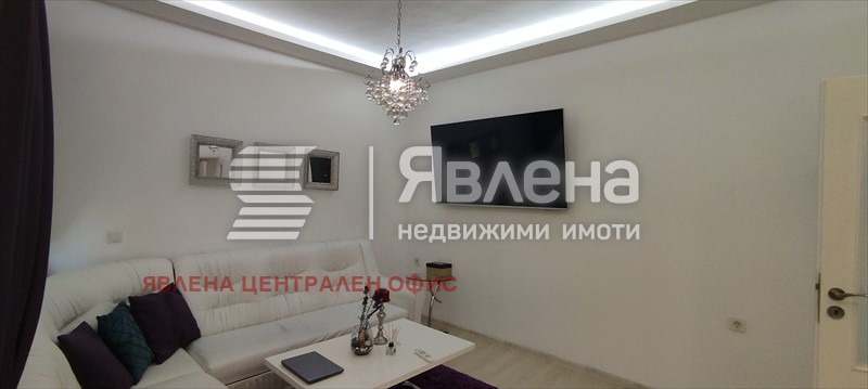 Дава под наем 3-СТАЕН, гр. София, Център, снимка 3 - Апартаменти - 53158689