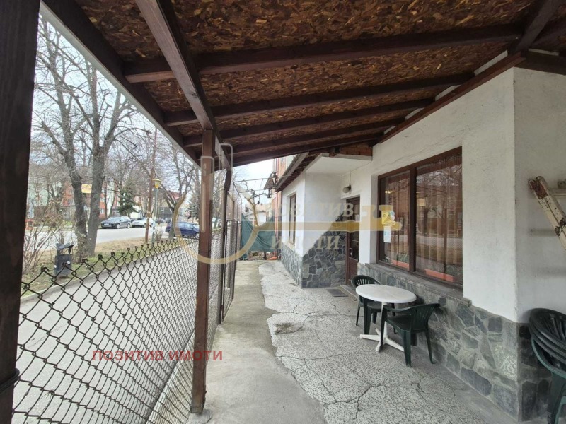 Дава под наем ЗАВЕДЕНИЕ, гр. Божурище, област София област, снимка 2 - Заведения - 53520714