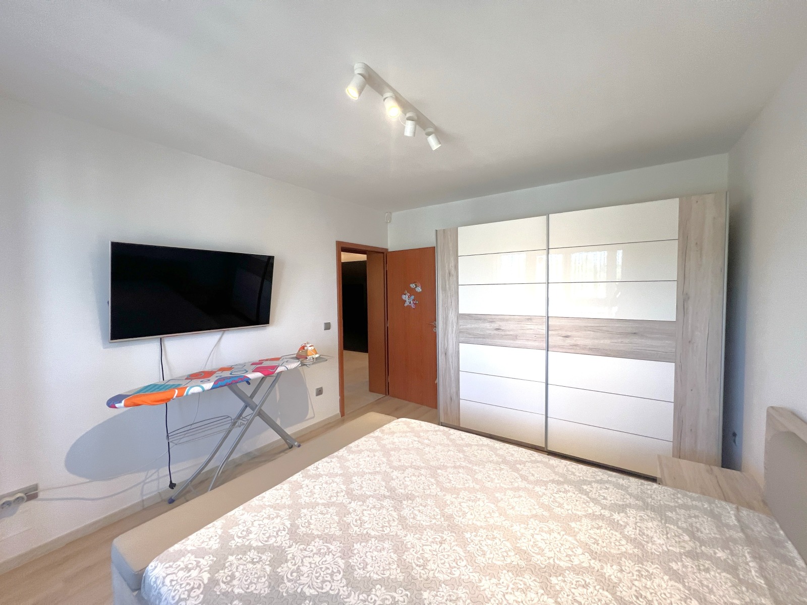 Дава под Наем 3-СТАЕН | Imot.bg — изображение 9