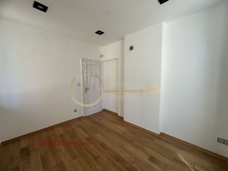 En renta  Oficina Sofia , Tsentar , 120 metros cuadrados | 73859710 - imagen [11]