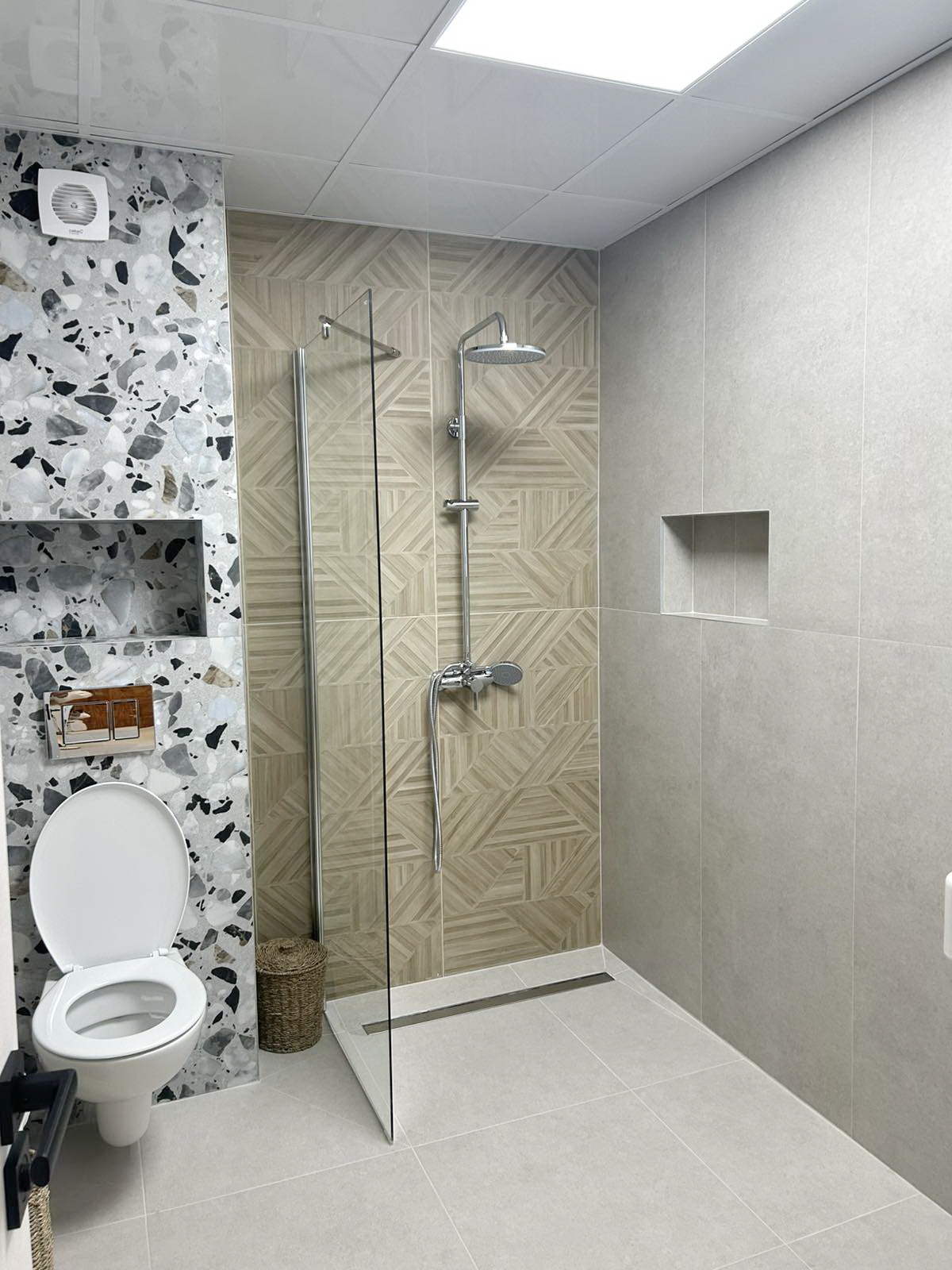 Дава под наем 2-СТАЕН, гр. Сандански, област Благоевград, снимка 7 - Апартаменти - 54060931