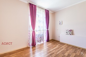 ���� ��� ���� 3-����� | Imot.bg � ����� ������ 8