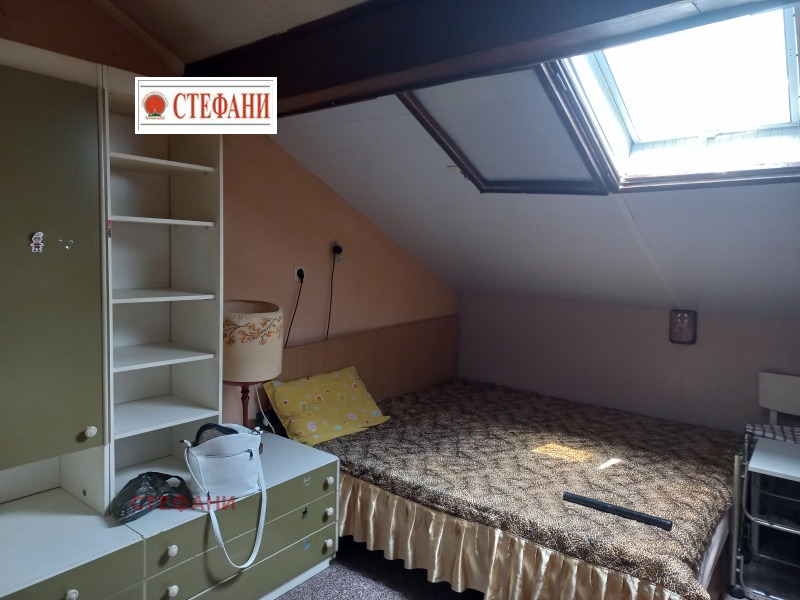 Дава под Наем АТЕЛИЕ, ТАВАН в град Русе, Център - 25 кв.м / 120 € » 234.70 лв., СТЕФАНИ