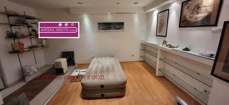 En renta  1 dormitorio Sofia , Bakston , 42 metros cuadrados | 23735468