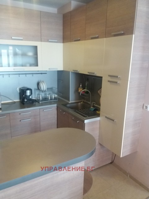 Дава под наем 3-СТАЕН, гр. София, Стрелбище, снимка 2 - Апартаменти - 53974220