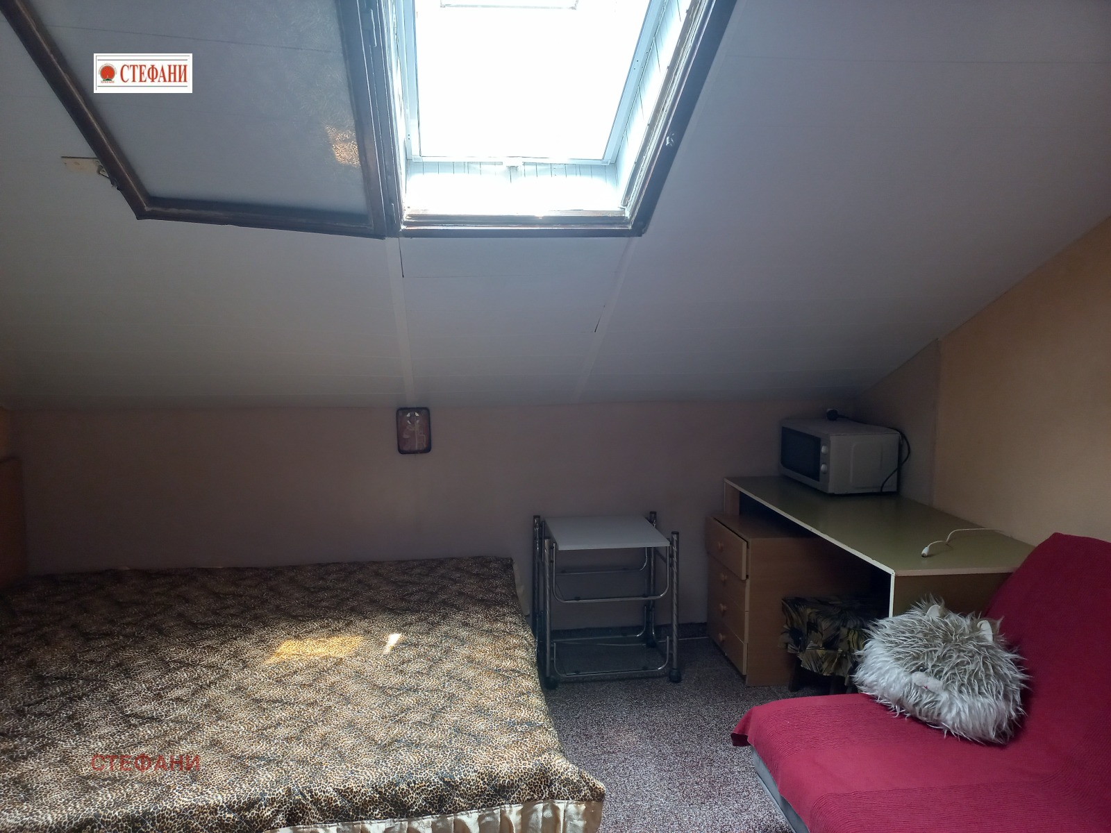 Дава под наем АТЕЛИЕ, ТАВАН, гр. Русе, Център, снимка 3 - Апартаменти - 54275040