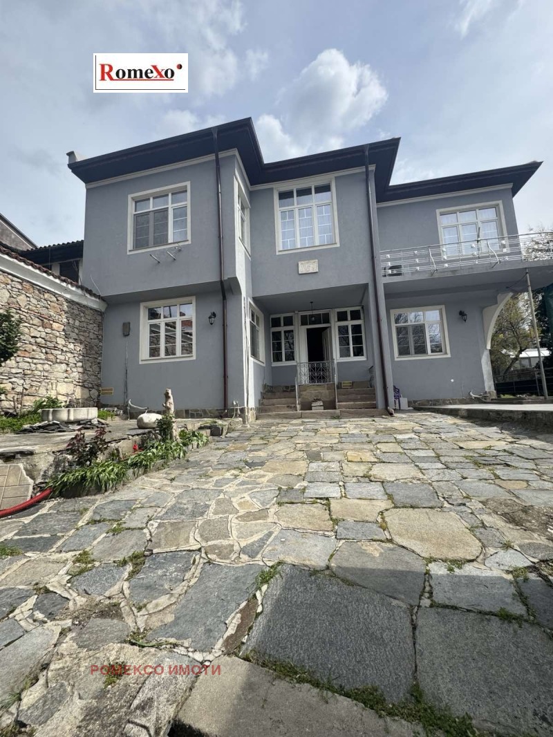 För uthyrning  Bar Plovdiv , Starijat grad , 150 kvm | 24368937