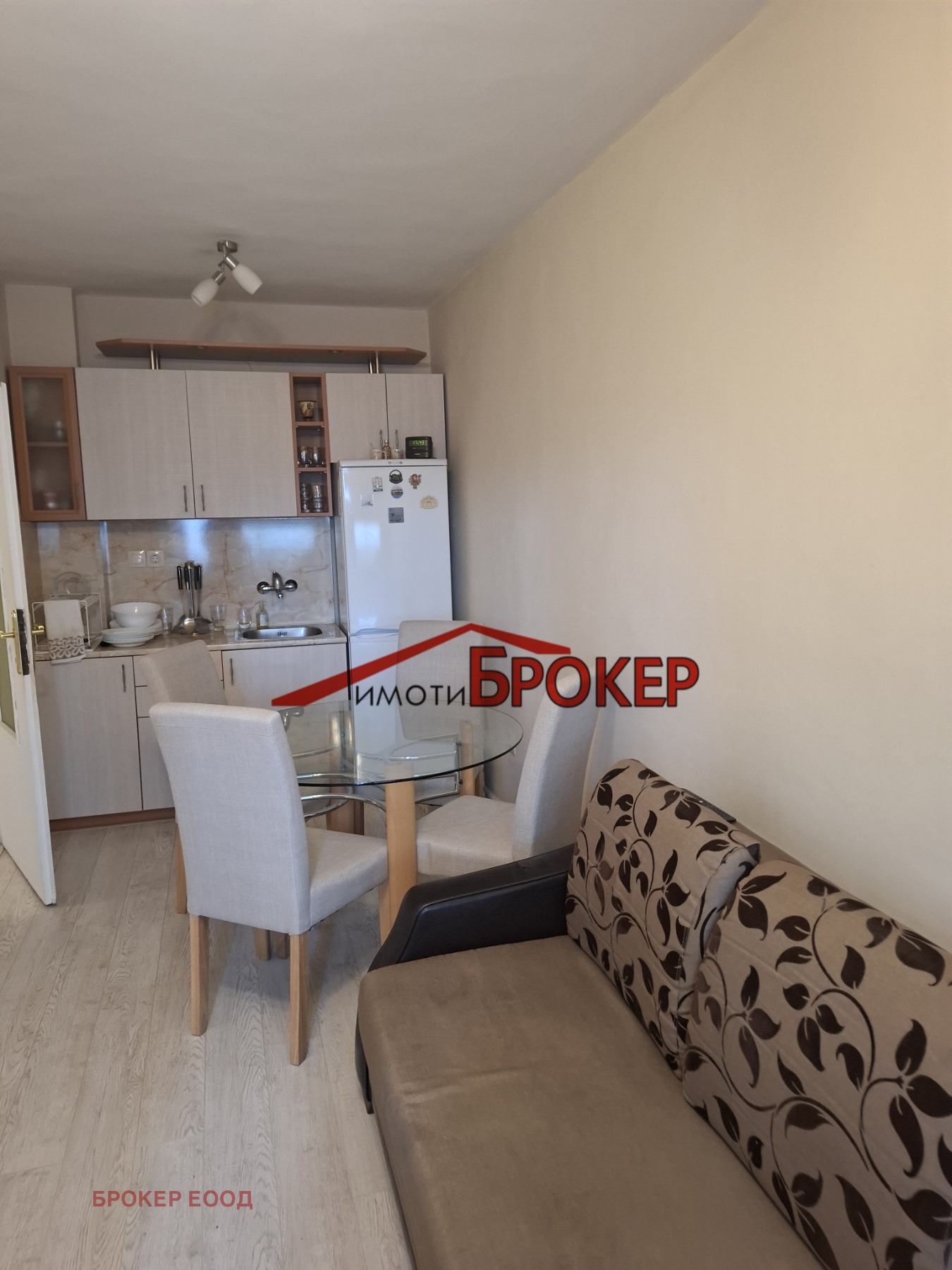 Дава под наем 2-СТАЕН, гр. Сливен, Център