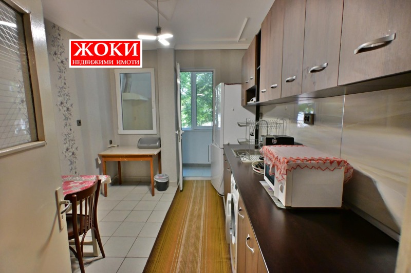 Kiadó  1 hálószoba Pernik , Iztok , 70 négyzetméter | 65192439