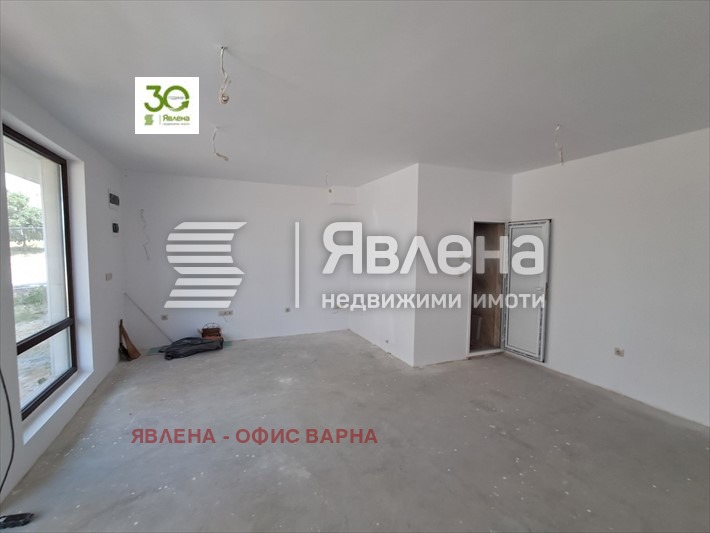 Под наем ОФИС, град Варна, Кайсиева градина • 350 € • 59126552 — Holmes.bg