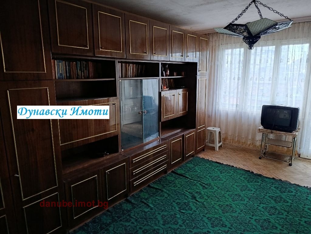 Дава под наем 4-СТАЕН, гр. Русе, Хъшове, снимка 2 - Апартаменти - 54644336