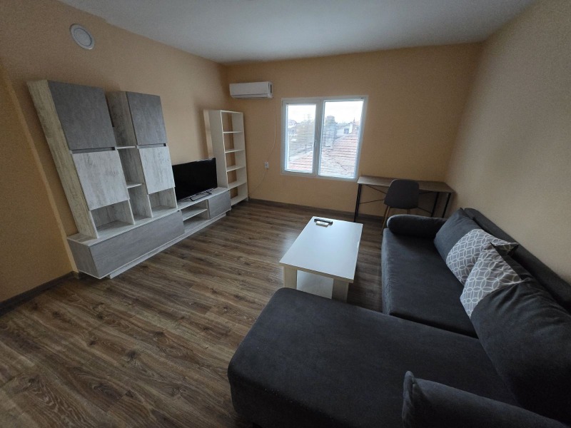 Til leje  1 soveværelse Pleven , Shirok tsentar , 70 kvm | 90229769 - billede [2]
