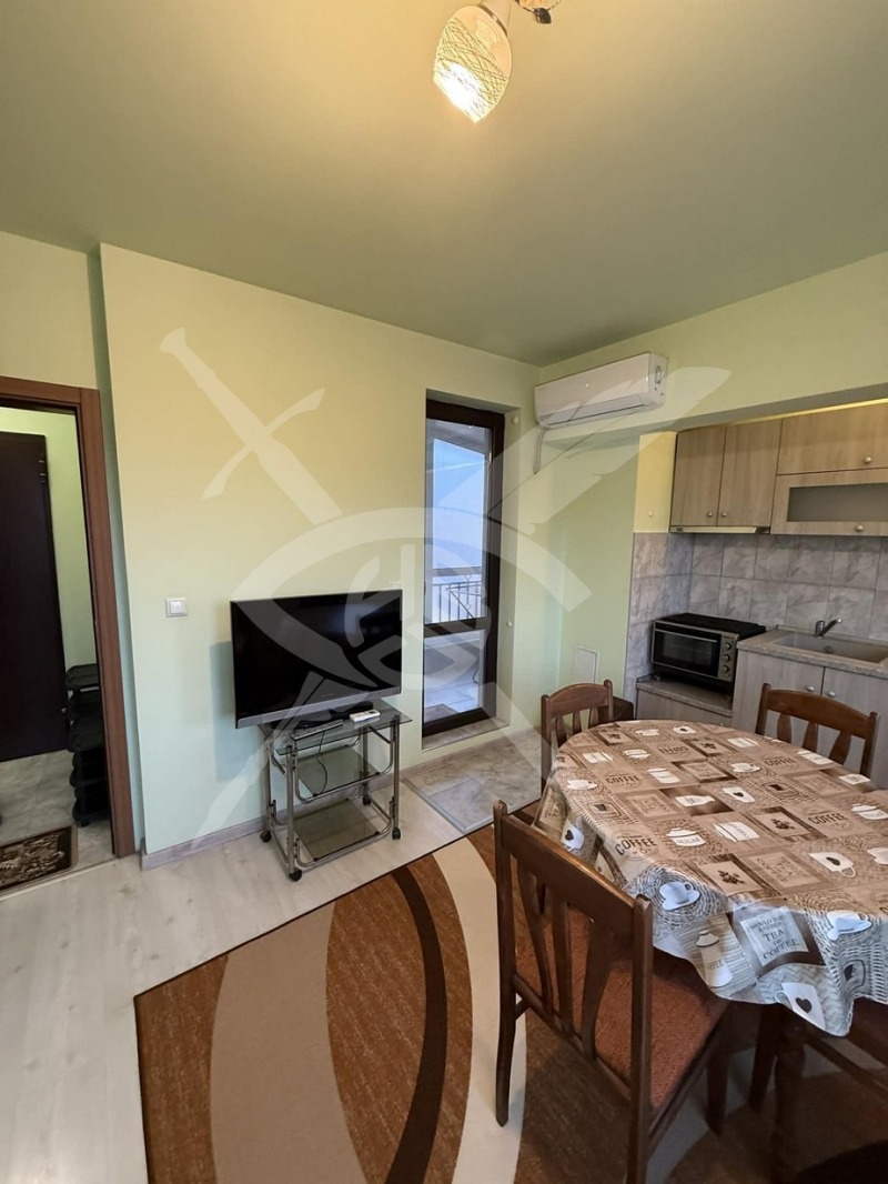 Дава под наем 2-СТАЕН, гр. Варна, Колхозен пазар, снимка 2 - Апартаменти - 52636283