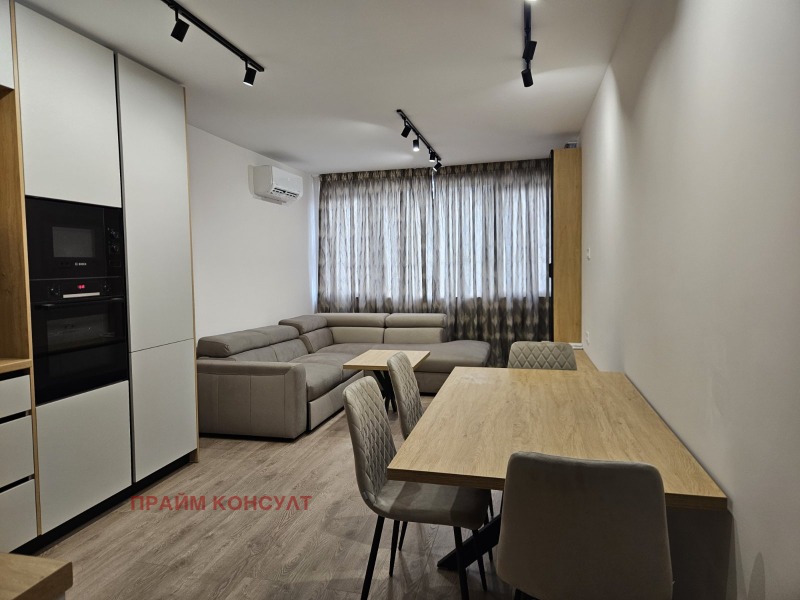 Дава под наем 2-СТАЕН, гр. Пловдив, Кючук Париж, снимка 2 - Апартаменти - 53519995