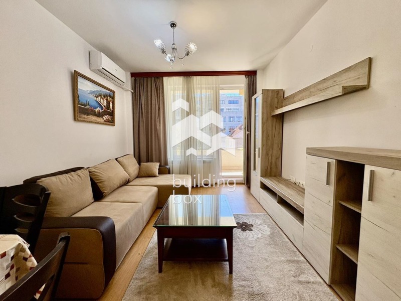 Дава под нем  3-стаен, град София, Център •  770 EUR • ID 76403173 — holmes.bg - [1] 