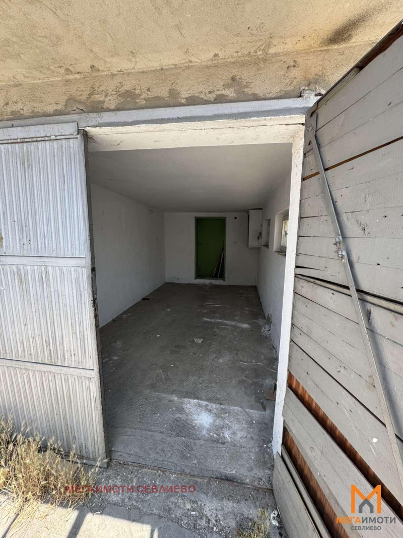 Til leje  Garage region Gabrovo , Sevlievo , 10 kvm | 73120461 - billede [2]