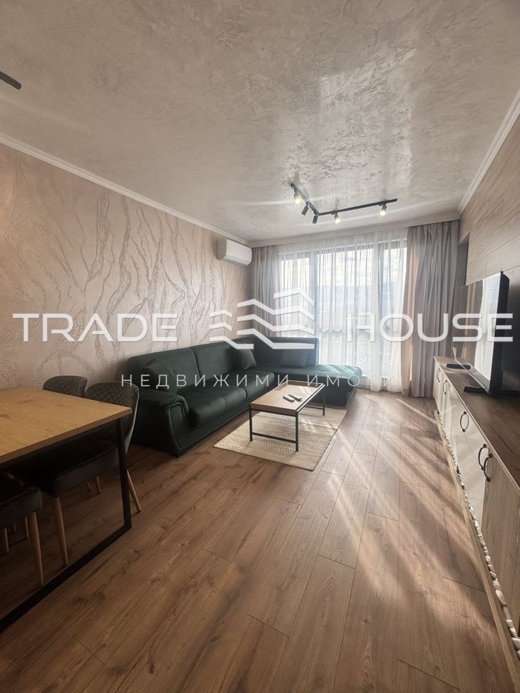 Para alugar  1 quarto Plovdiv , Iujen , 65 m² | 30537492