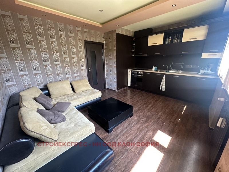 A louer  1 chambre Sofia , Iztok , 50 m² | 75386022