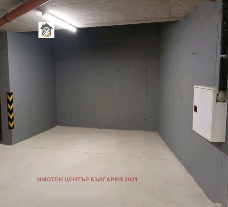 Дава под наем ГАРАЖ, ПАРКОМЯСТО, гр. София, Малинова долина