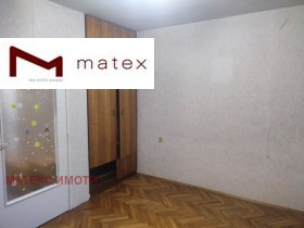 1 chambre Konfouto, Varna 7