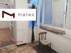 1 chambre Konfouto, Varna 9