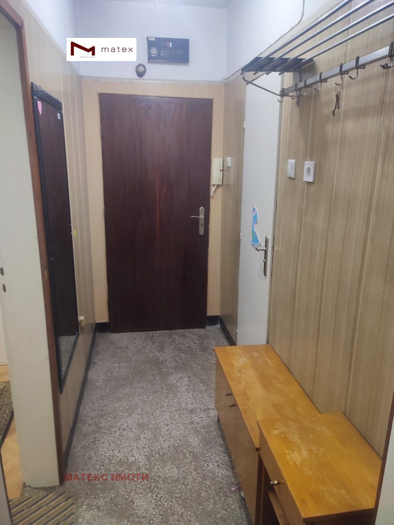 Da affittare  1 camera da letto Varna , Konfuto , 48 mq | 68411122 - Immagine [2]