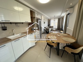 1 quarto Trakiia, Plovdiv 2