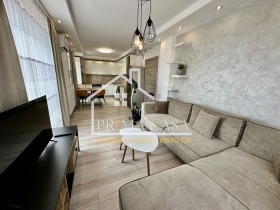 1 quarto Trakiia, Plovdiv 1